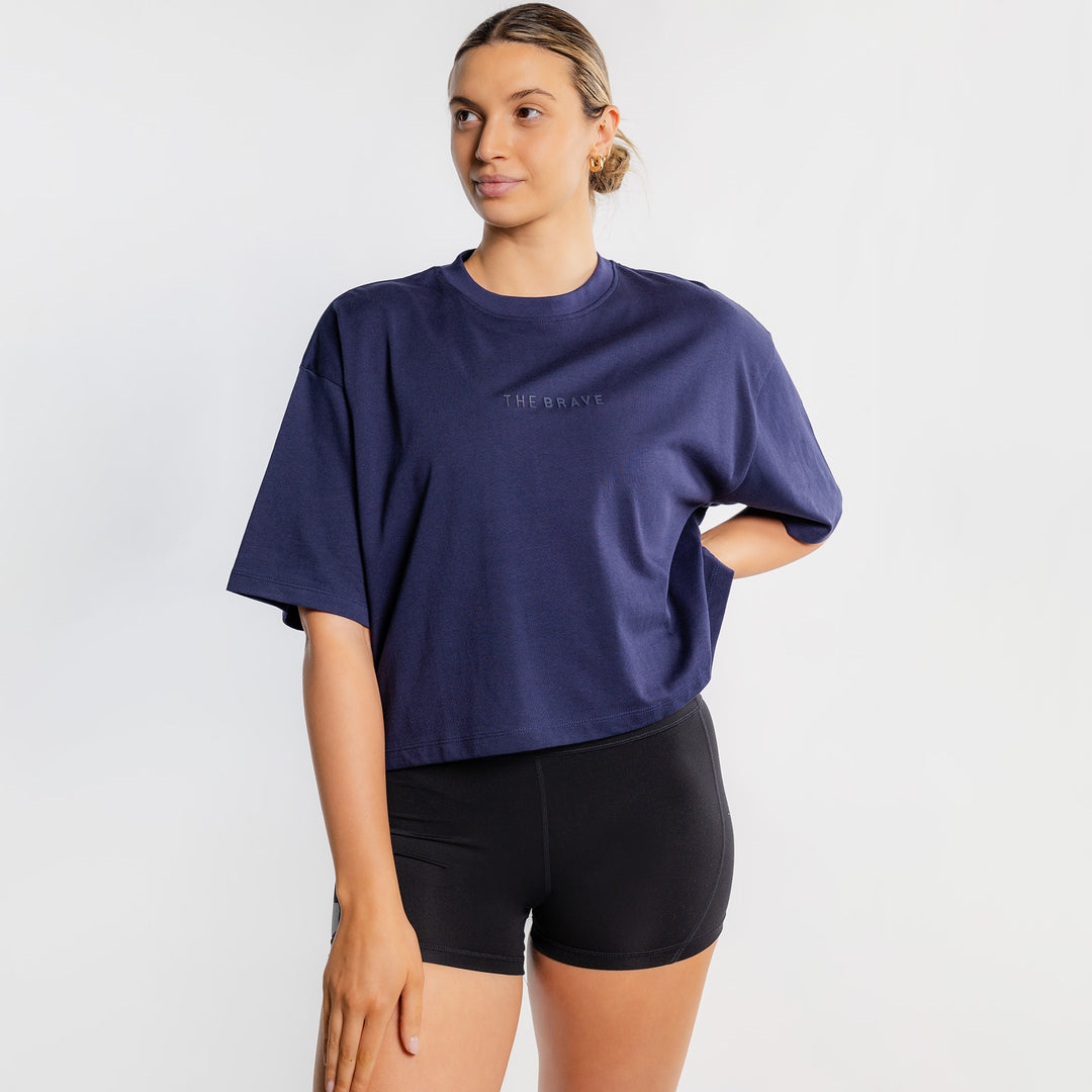 THE BRAVE - WOMEN'S LIFESTYLE OVERSIZED CROPPED T-SHIRT - DARK NAVY