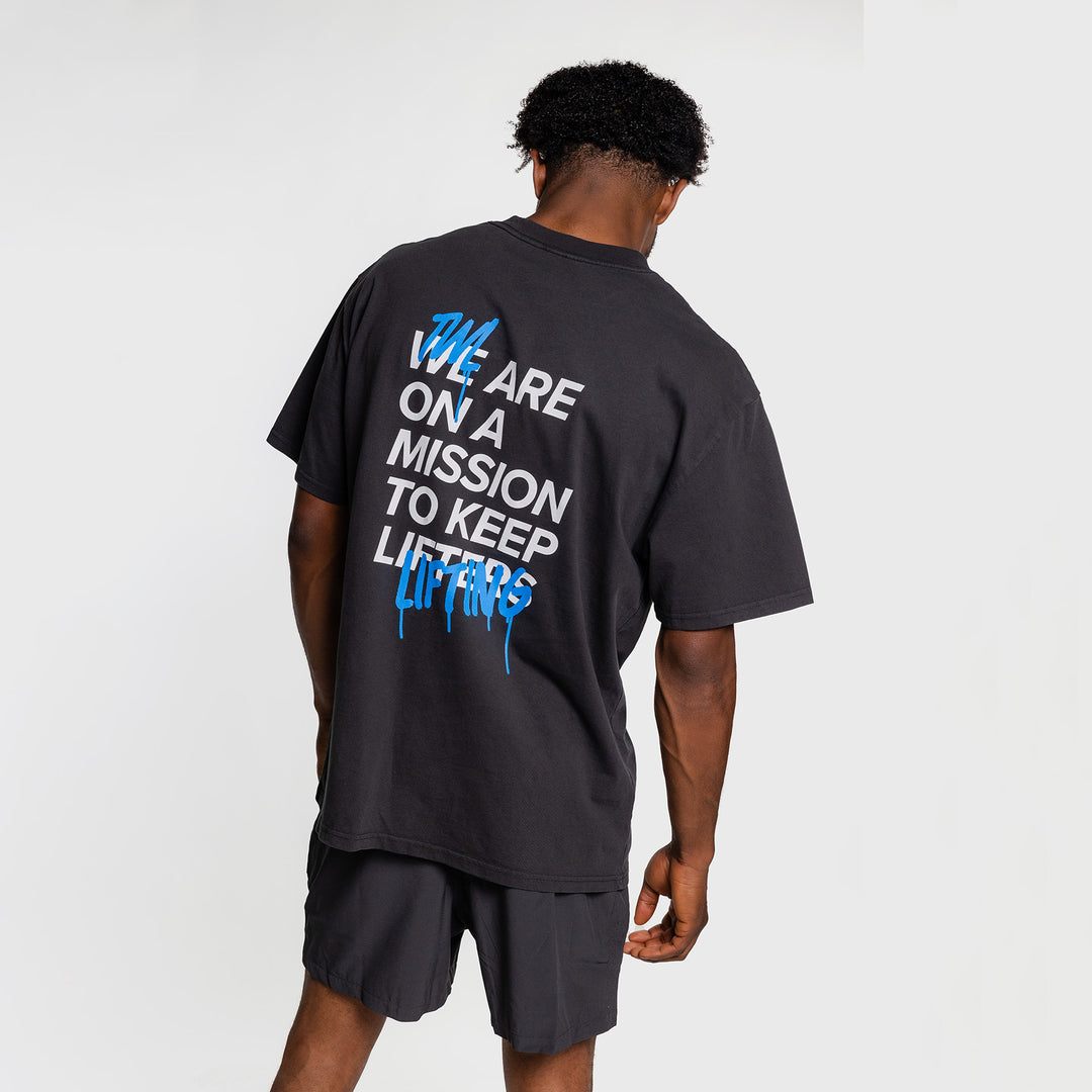 TWL - LIFESTYLE OVERSIZED T-SHIRT - LIFTERS KEEP LIFTING - FADED BLACK/BLUE