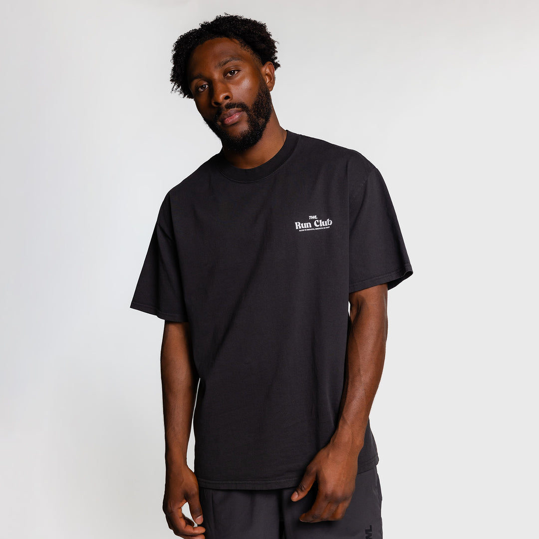 TWL - LIFESTYLE OVERSIZED T-SHIRT - RUN CLUB - FADED BLACK