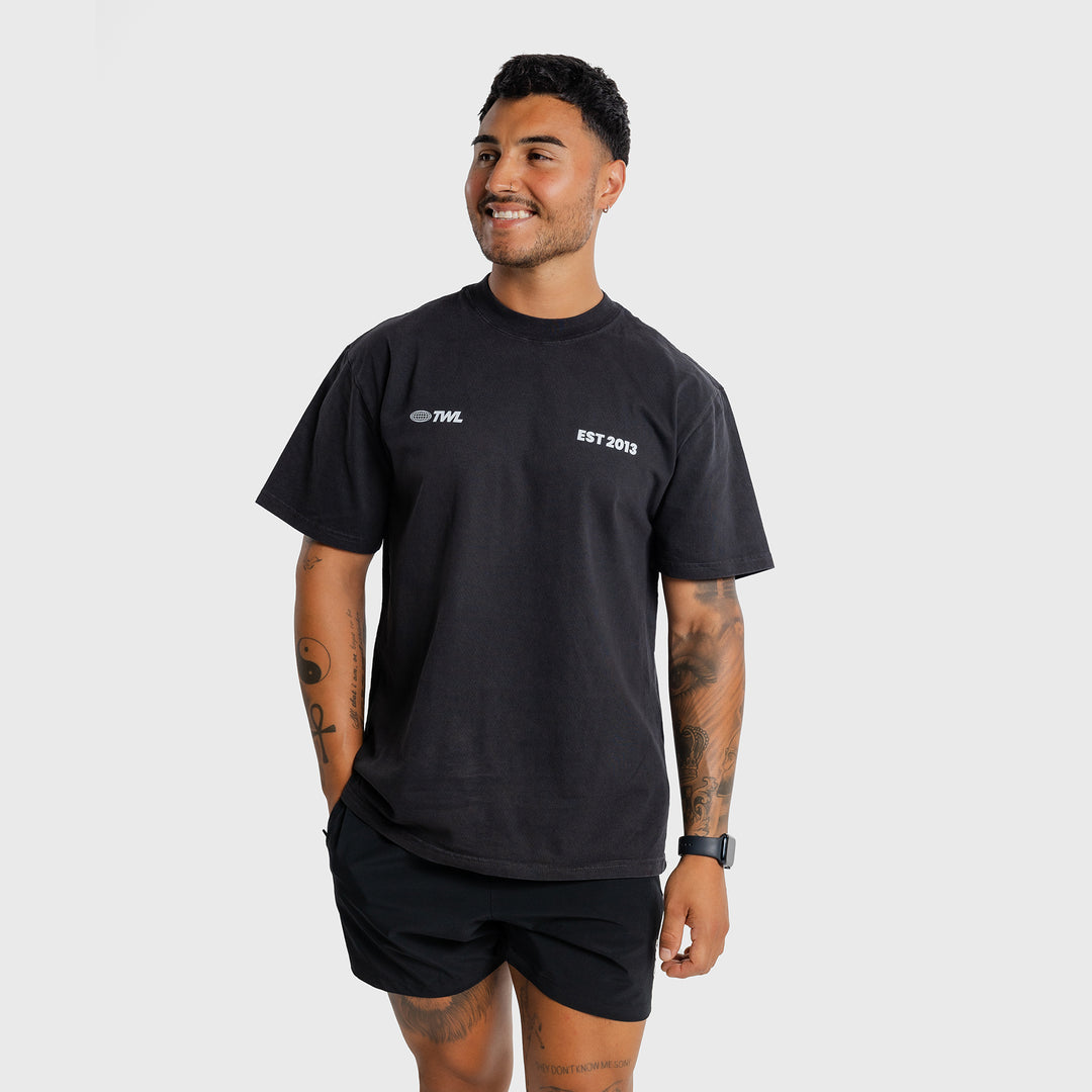 TWL - LIFESTYLE OVERSIZED T-SHIRT - VALUES - BLACK/STRENGTH IN COMMUNITY