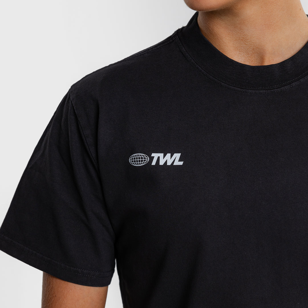 TWL - LIFESTYLE OVERSIZED T-SHIRT - VALUES - BLACK/STRENGTH IN COMMUNITY