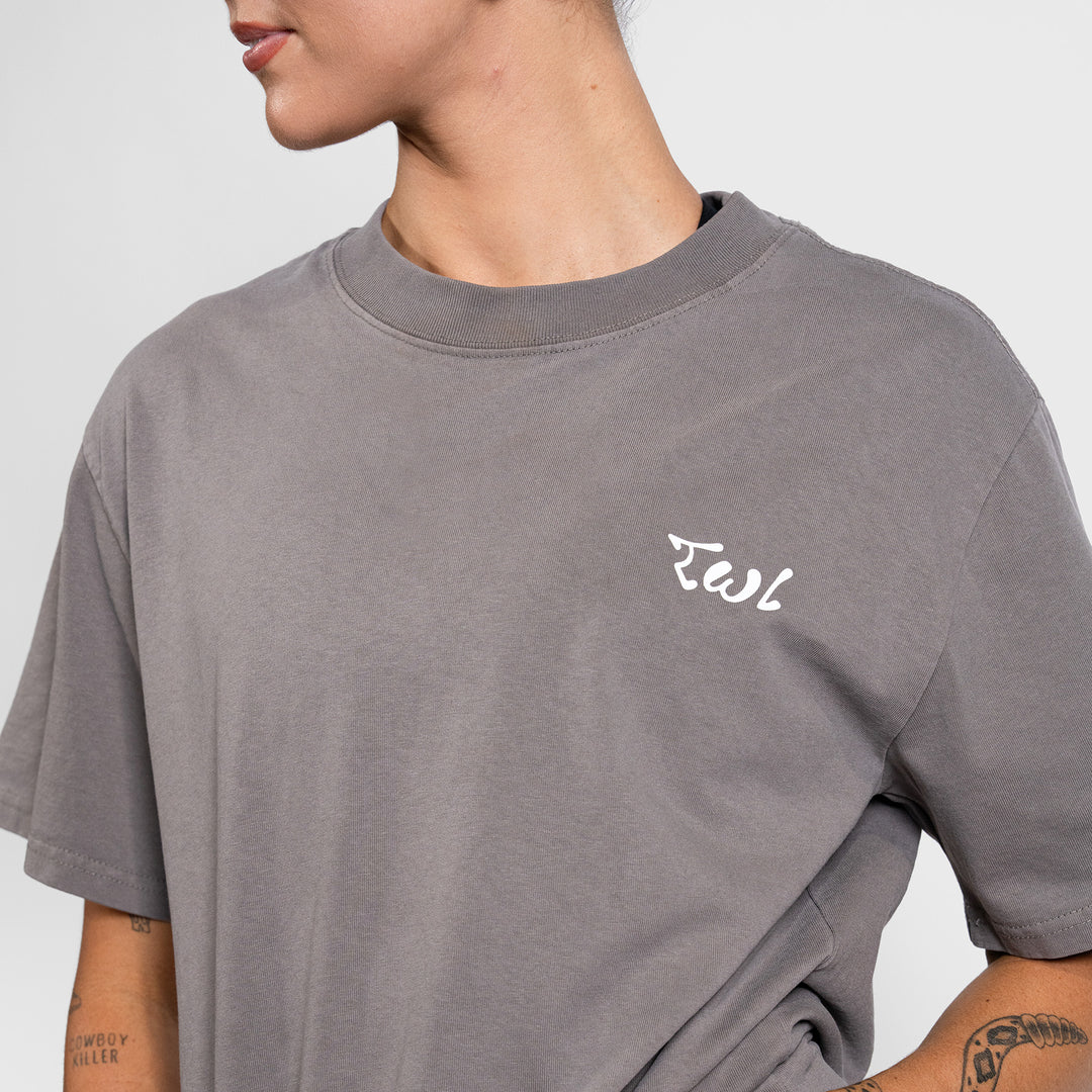 TWL - LIFESTYLE OVERSIZED T-SHIRT - EMBRACE CHAOS - FADED GREY