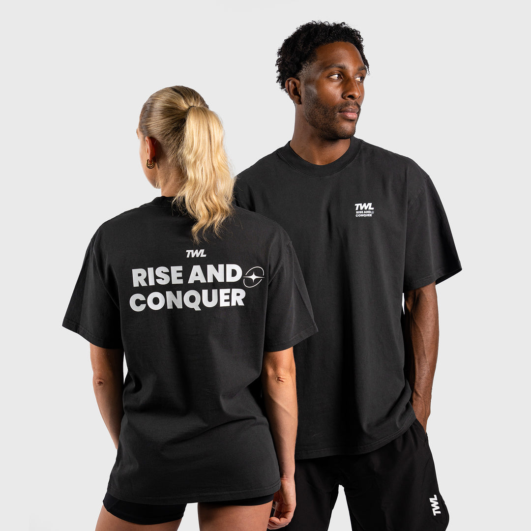 TWL - LIFESTYLE OVERSIZED T-SHIRT - VALUES COLLECTION - RISE & CONQUER/FADED BLACK