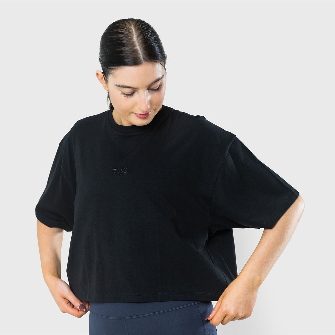 TWL - WOMEN'S OVERSIZED CROPPED T-SHIRT - TRIPLE BLACK