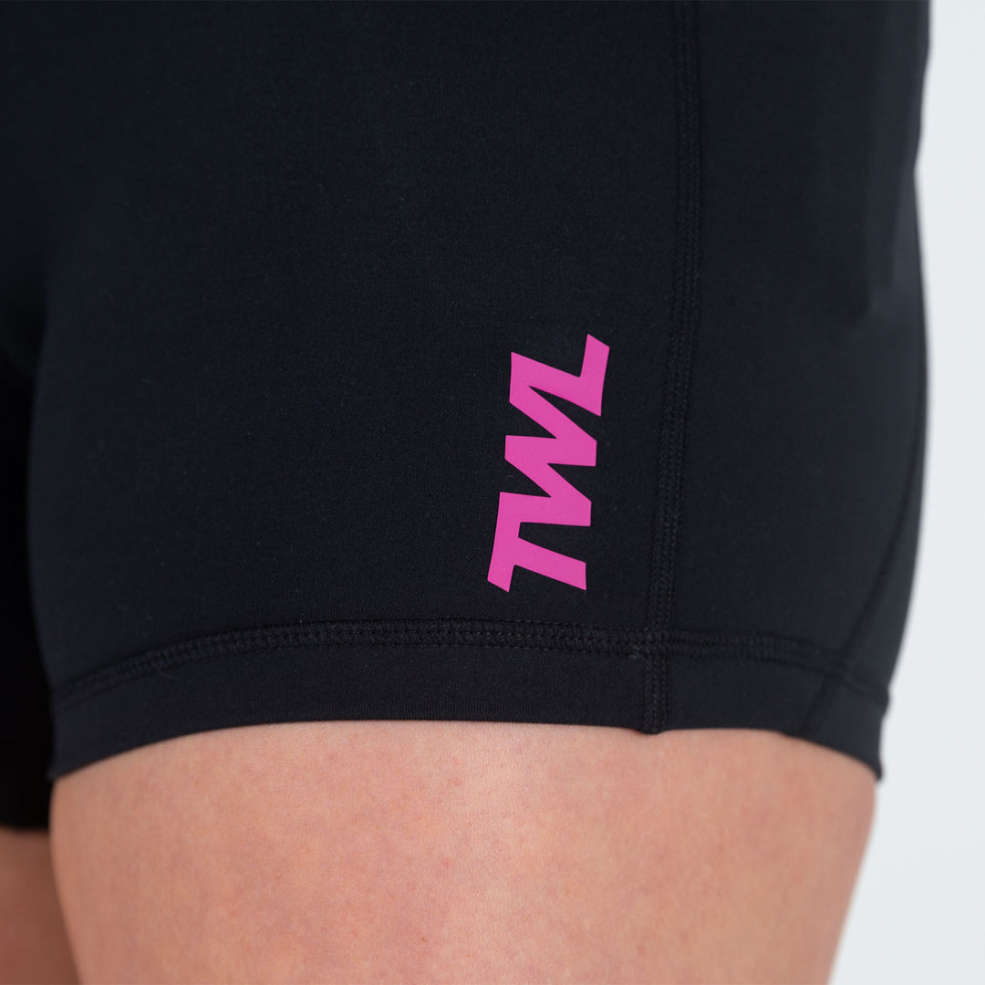 TWL - WOMEN'S ENERGY SHORTS - BLACK/RASPBERRY