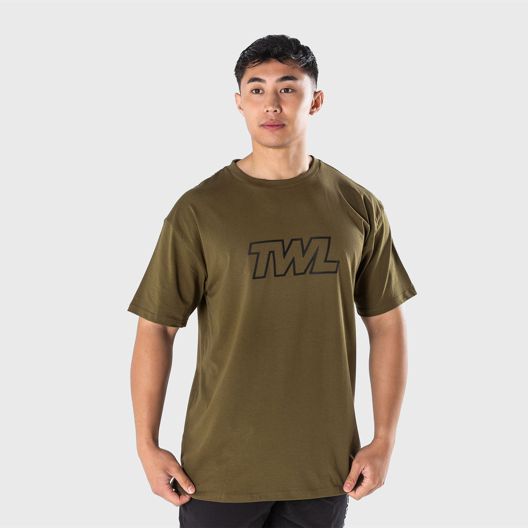 TWL - OVERSIZED T-SHIRT - ATHLETE/UNIFORM GREEN