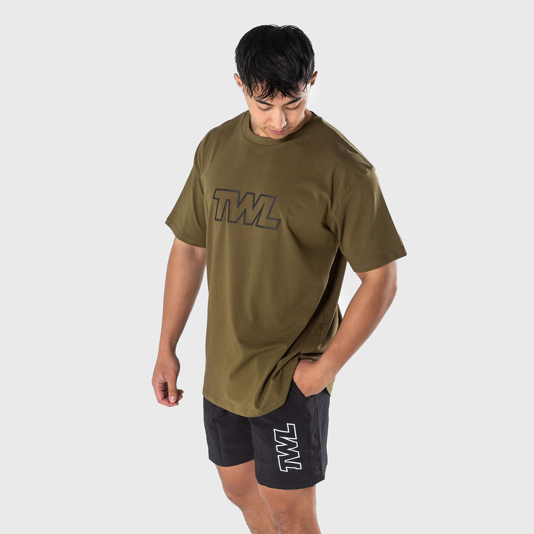 TWL - OVERSIZED T-SHIRT - ATHLETE/UNIFORM GREEN