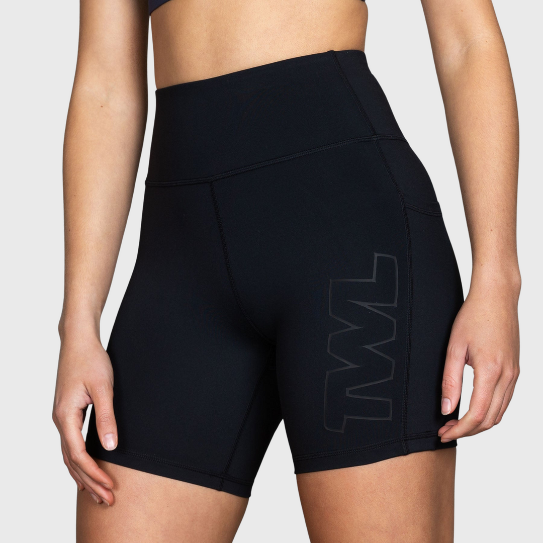 TWL - WOMEN'S ENERGY SHORTS MID LENGTH - ATHLETE - BLACK/BLACK