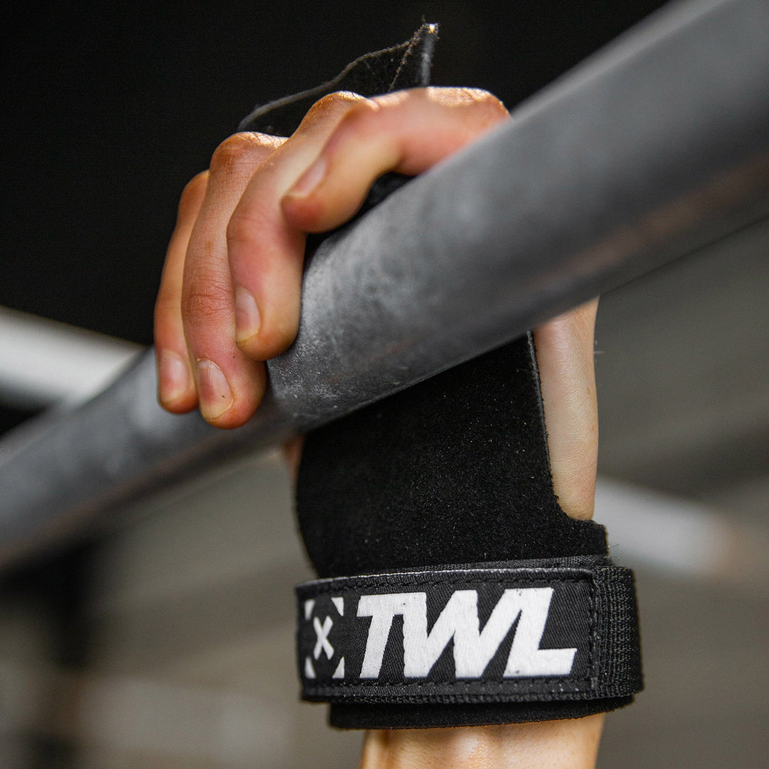 TWL - LEATHER GYMNASTIC GRIPS - BLACK