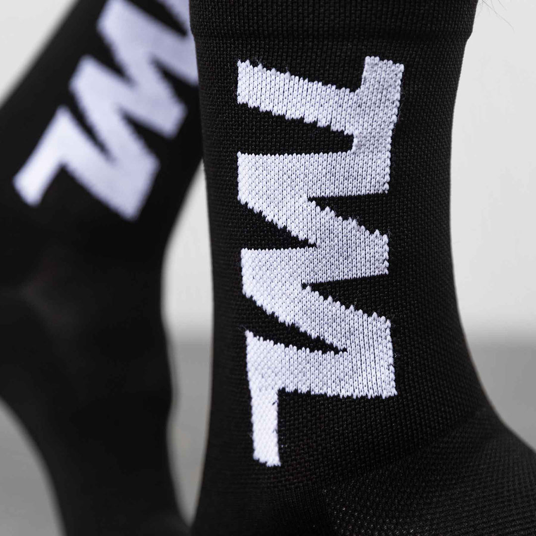 TWL - PERFORMANCE RUNNING SOCK - BLACK/WHITE