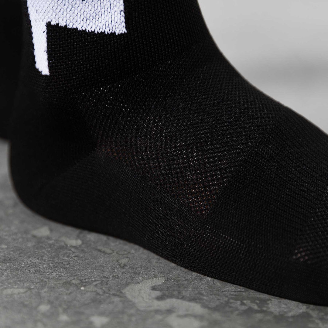 TWL - PERFORMANCE RUNNING SOCK - BLACK/WHITE